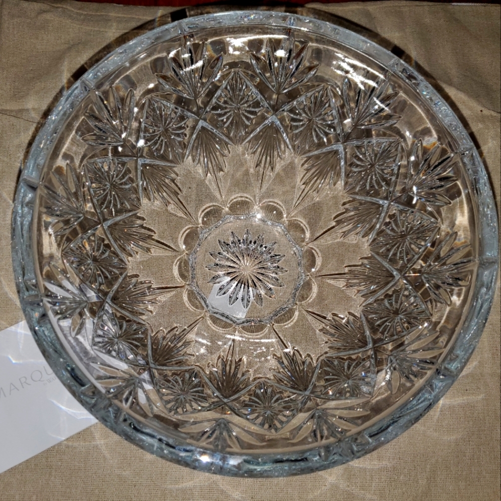 Marquis By Waterford Raymond 10" Crystal Bowl - Star + Wedge Cut